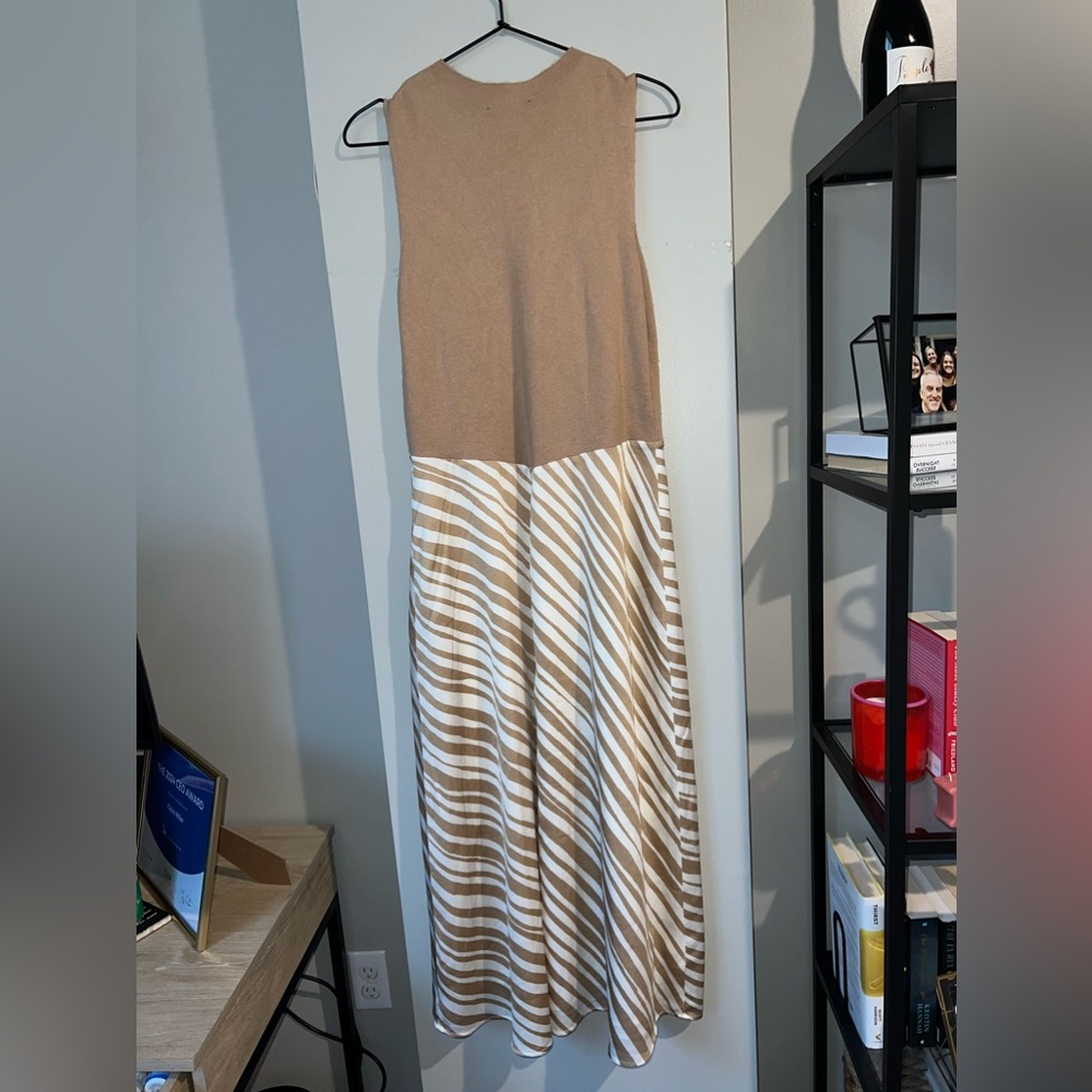 Ann Taylor Tan and White Midi Dress - Picture 5 of 6